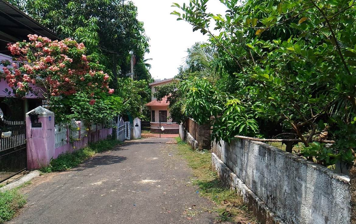 plot for sale in Thrissur city for house construction